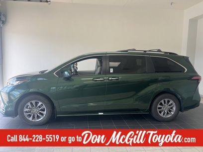Certified 2022 Toyota Sienna XLE