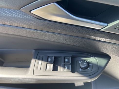 Used 2024 Volkswagen GTI Autobahn image 14