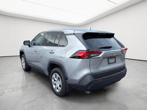 Used 2024 Toyota RAV4 LE AWD/4WD image 7