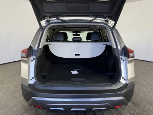 Used 2023 Nissan Rogue SL AWD/4WD image 7