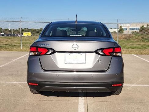 Certified 2025 Nissan Versa S w/ Trunk Package image 6