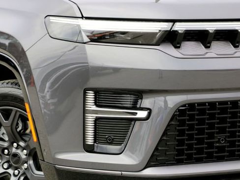 New 2026 Jeep Grand Wagoneer L Limited image 3