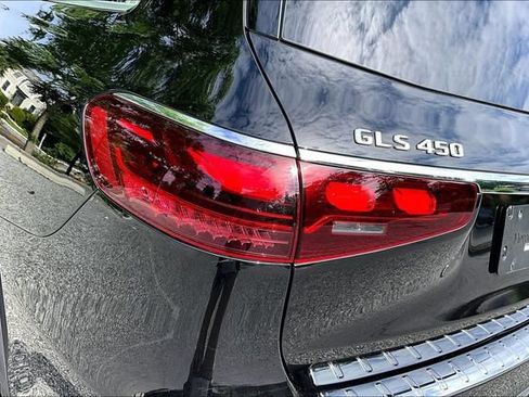 Certified 2024 Mercedes-Benz GLS 450 4MATIC image 26