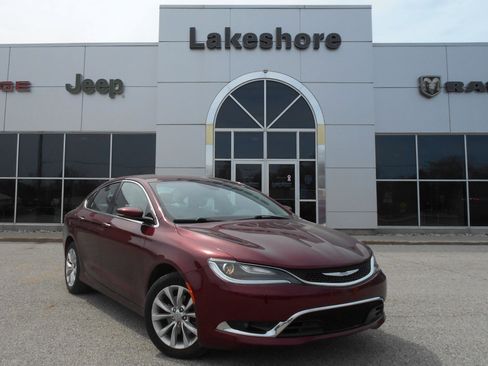 Used 2015 Chrysler 200 C w/ Navigation & Sound Group I FWD image 3