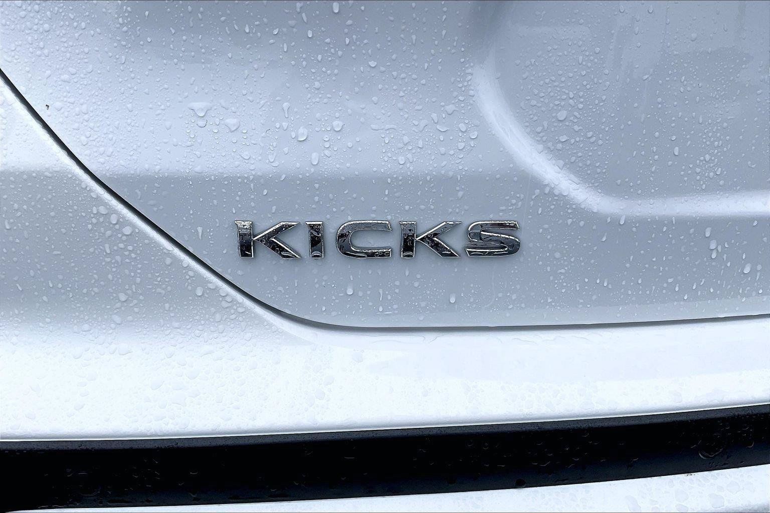 Certified 2024 Nissan Kicks S FWD image 9