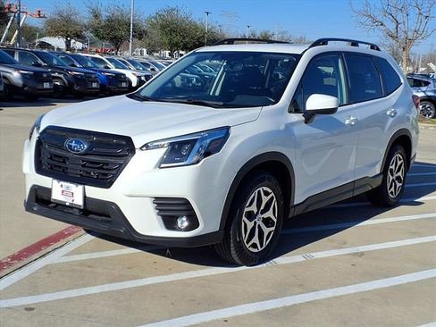 Certified 2024 Subaru Forester Premium image 3