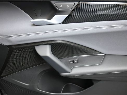 New 2026 Volkswagen Tiguan SE AWD/4WD image 11