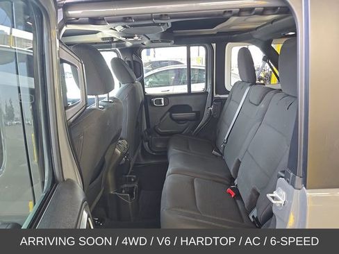 Used 2022 Jeep Wrangler Unlimited Sport AWD/4WD image 9