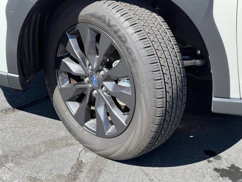 Used 2025 Subaru Outback Onyx Edition image 18