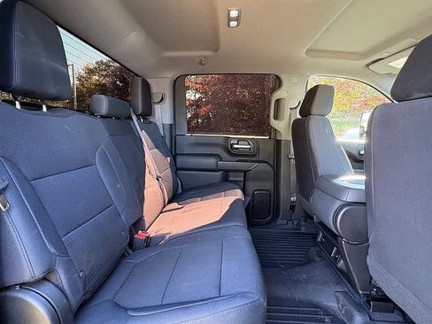 Used 2020 Chevrolet Silverado 2500 Custom w/ Custom Convenience Package image 12