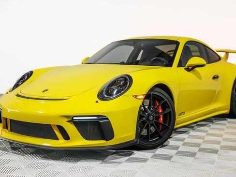 Used 2018 Porsche 911 GT3 w/ Sport Chrono Package image 9