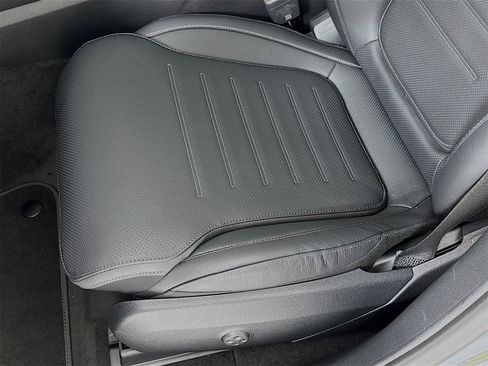 New 2026 Mercedes-Benz GLC 43 AMG 4MATIC image 21