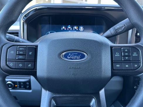 New 2026 Ford F250 XLT w/ XLT Premium Package image 38