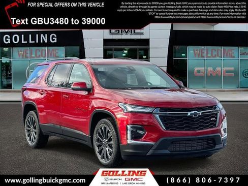 Used 2023 Chevrolet Traverse RS image 1