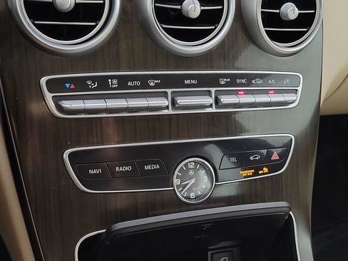Used 2019 Mercedes-Benz C 300 Sedan image 31