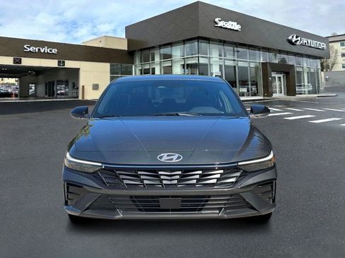 New 2026 Hyundai Elantra SEL Sport Premium FWD image 12