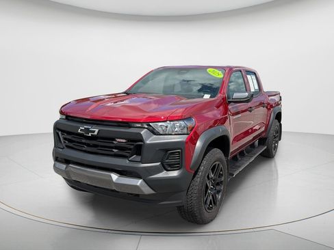Used 2025 Chevrolet Colorado Trail Boss AWD/4WD image 1
