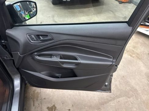 Used 2014 Ford Escape S FWD image 25