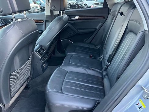 Used 2018 Audi Q5 2.0T Premium image 17