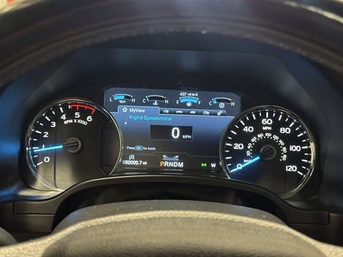 Used 2018 Ford F150 Platinum w/ Equipment Group 701A Luxury AWD/4WD image 29