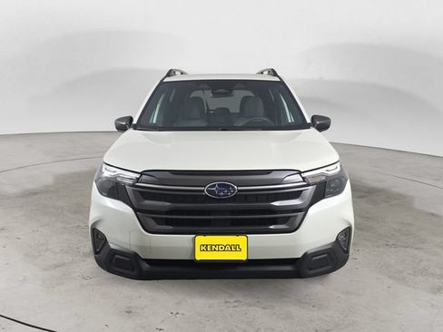 Certified 2025 Subaru Forester Premium AWD/4WD image 8