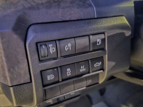 Used 2026 Toyota Tacoma Limited w/ Tow Tech Package image 19