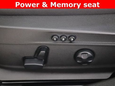 Used 2024 Alfa Romeo Giulia Ti image 18