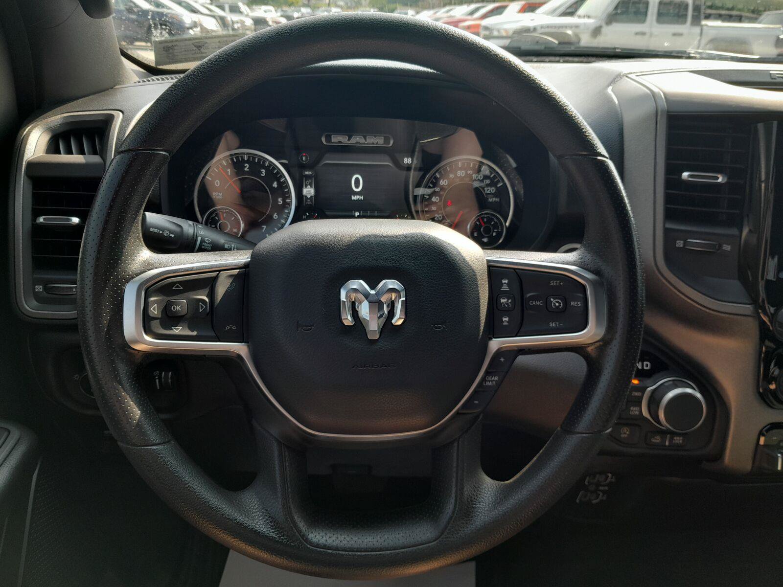 Used 2025 RAM 1500 Warlock AWD/4WD image 13