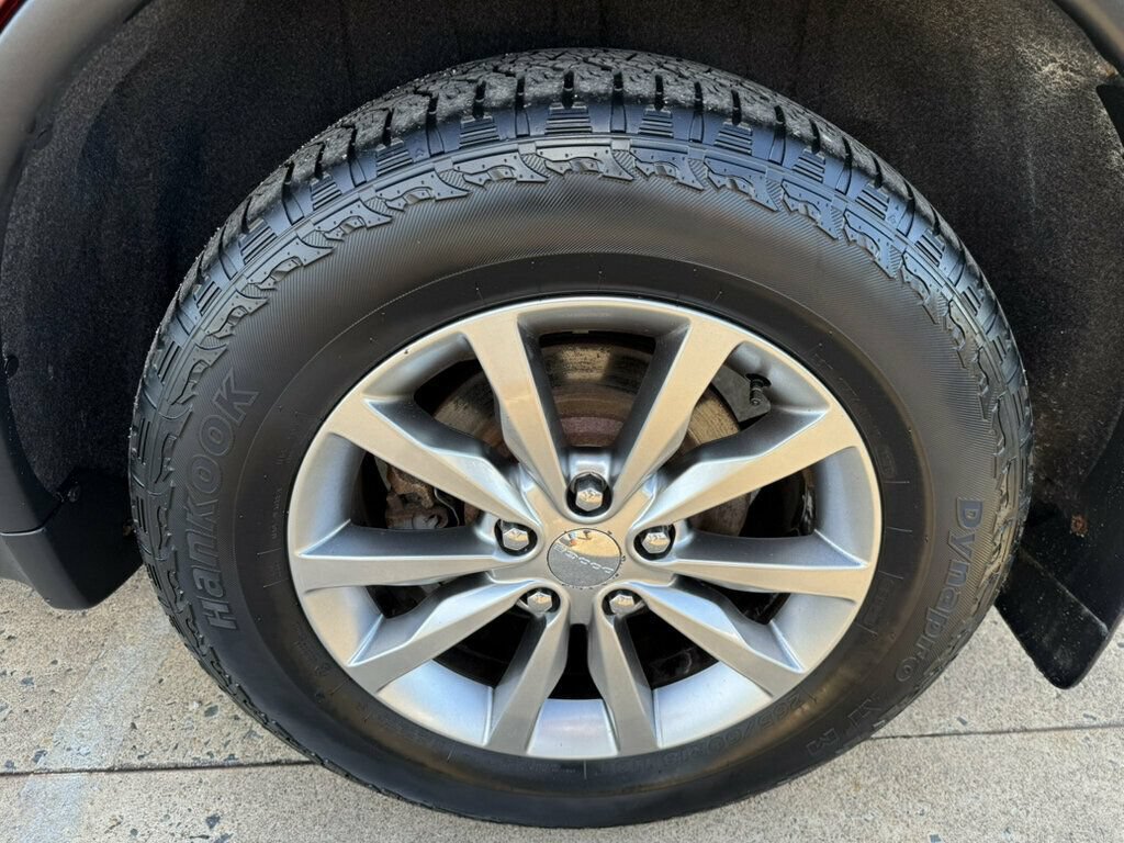 Used 2018 Dodge Durango SXT w/ Quick Order Package 2BB AWD/4WD image 11