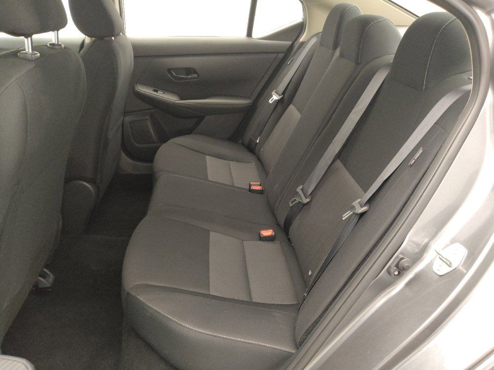 Used 2025 Nissan Sentra SV FWD image 18