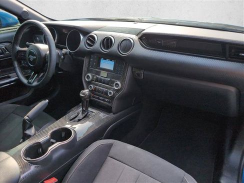 Used 2020 Ford Mustang Coupe RWD image 26