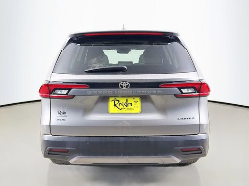 New 2026 Toyota Grand Highlander AWD image 6