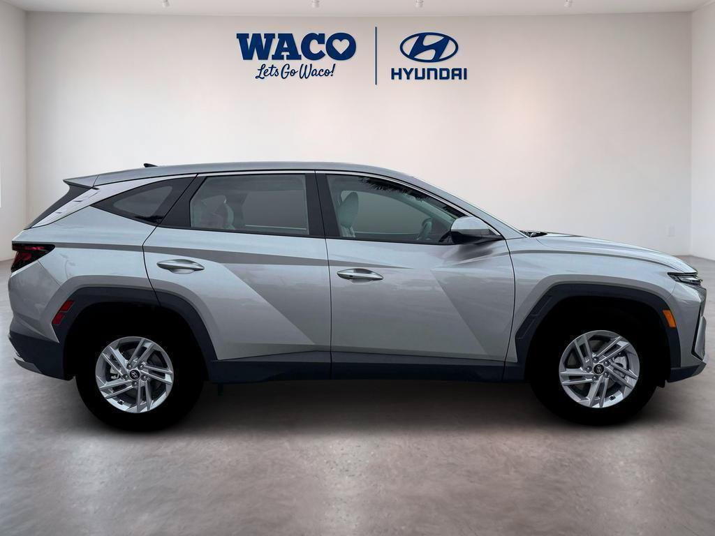 New 2026 Hyundai Tucson SE FWD image 9