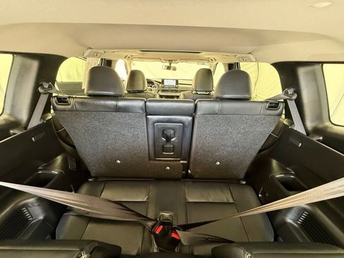 Used 2024 Mitsubishi Outlander Ralliart AWD/4WD image 28