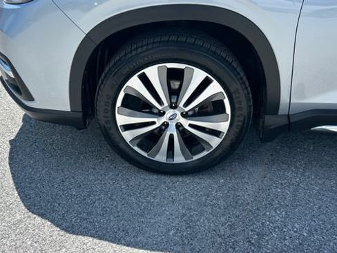 Used 2021 Subaru Ascent Limited w/ Technology Package AWD/4WD image 9