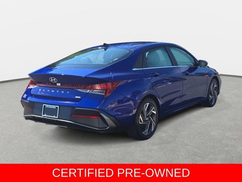 Certified 2025 Hyundai Elantra Limited FWD image 5
