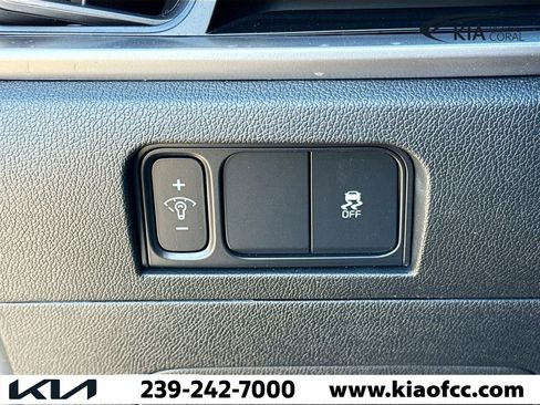 New 2026 Kia Sorento LX FWD image 31