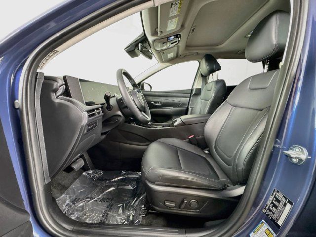 Certified 2025 Hyundai Tucson SEL FWD image 36