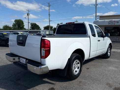 Used 2018 Nissan Frontier S RWD image 4