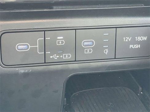 Certified 2025 Hyundai Tucson SEL image 24