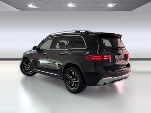 Certified 2026 Mercedes-Benz GLB 250 image 3