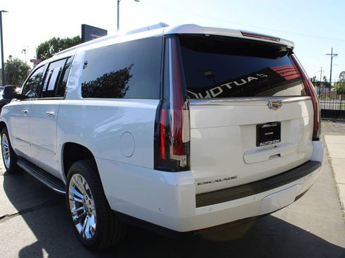 Used 2017 Cadillac Escalade ESV Premium Luxury w/ LPO, Radiant Package image 51