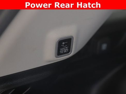 Used 2023 Jeep Grand Cherokee Limited w/ Black Appearance Package image 31