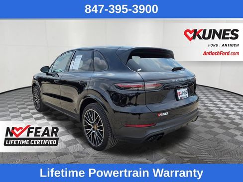 Used 2019 Porsche Cayenne S AWD/4WD image 5