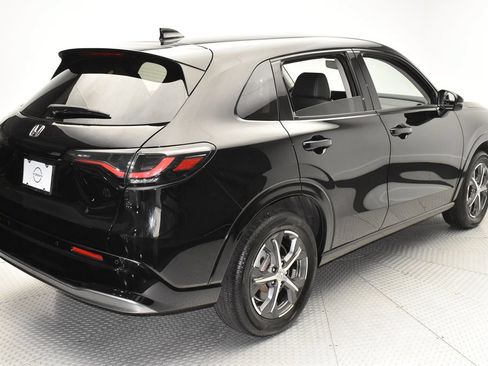 Used 2024 Honda HR-V EX-L image 5