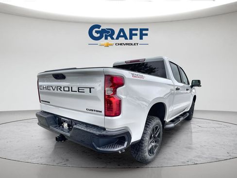 New 2026 Chevrolet Silverado 1500 Custom Trail Boss w/ LPO, Dark Essentials Package AWD/4WD image 8