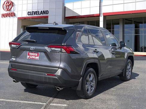 Used 2024 Toyota RAV4 XLE image 5