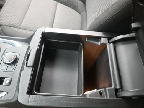 Used 2023 Chevrolet Traverse LT w/ LPO, Floor Liner Package AWD/4WD image 33