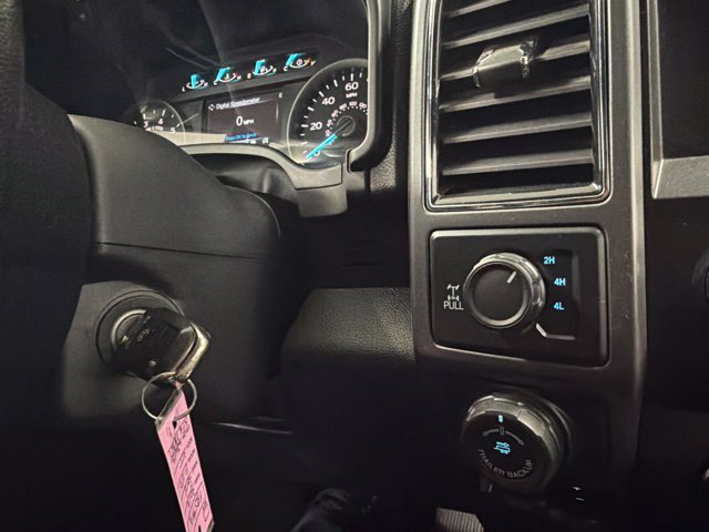 Used 2019 Ford F150 XLT w/ Equipment Group 302A Luxury AWD/4WD image 24