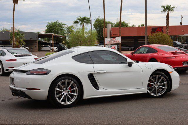 Used 2018 Porsche 718 Cayman RWD image 20